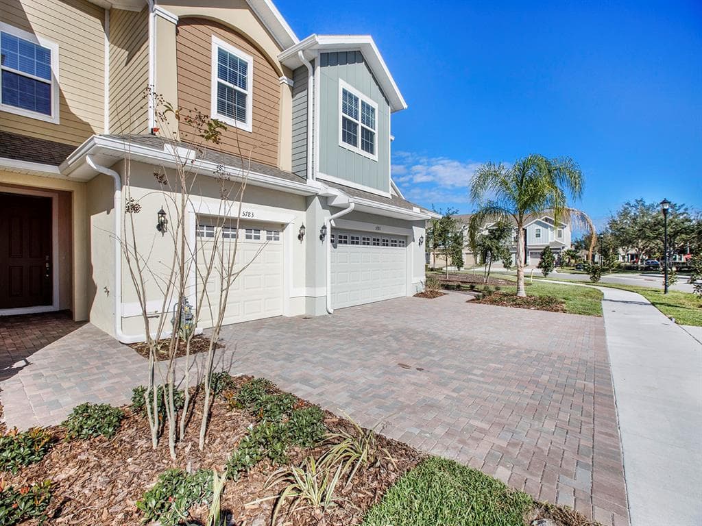 5783 SPOTTED HARRIER WAY LITHIA, FL 33547