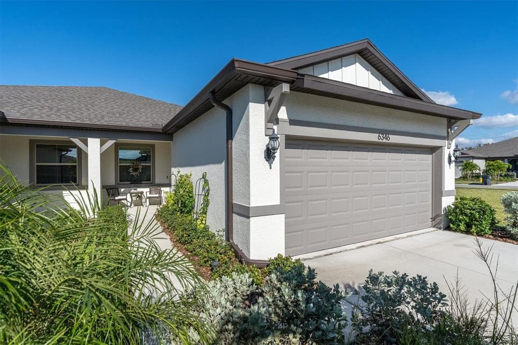 6346 CLIVEDEN COURT APOLLO BEACH, FL 33572