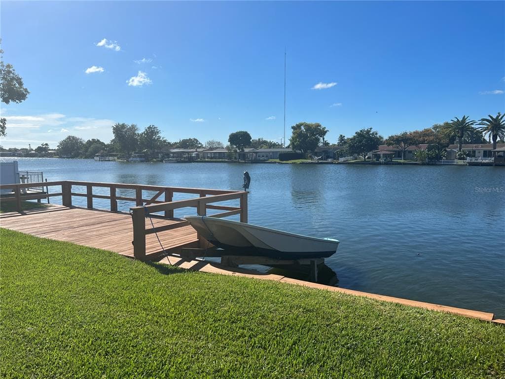 2151 RIOMAR DRIVE HOLIDAY, FL 34691