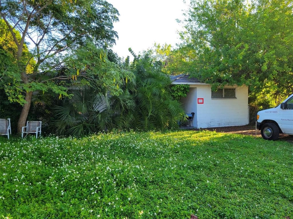 14033 E PARSLEY DRIVE MADEIRA BEACH, FL 33708