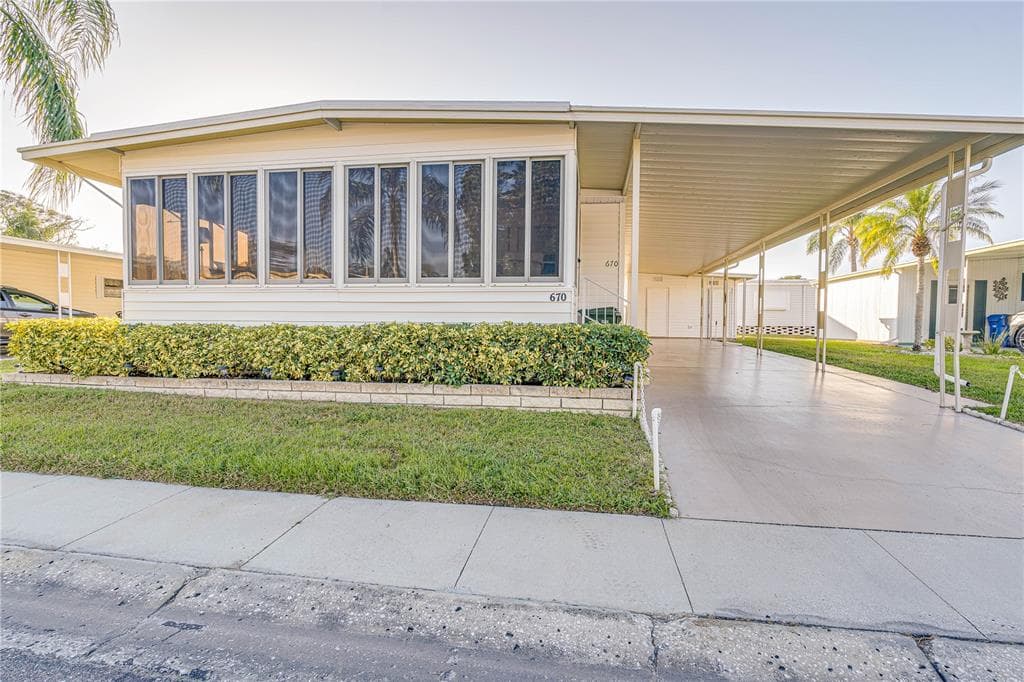1100 BELCHER ROAD S UNIT 670 LARGO, FL 33771