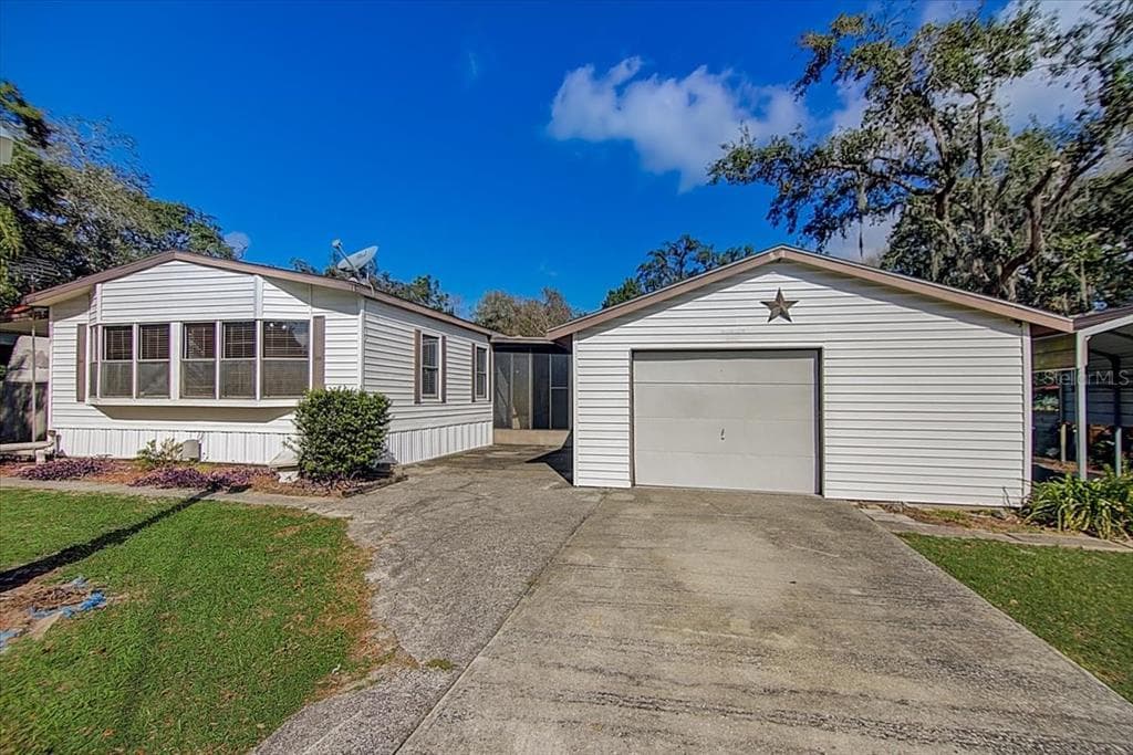 10525 FAWN DRIVE NEW PORT RICHEY, FL 34654