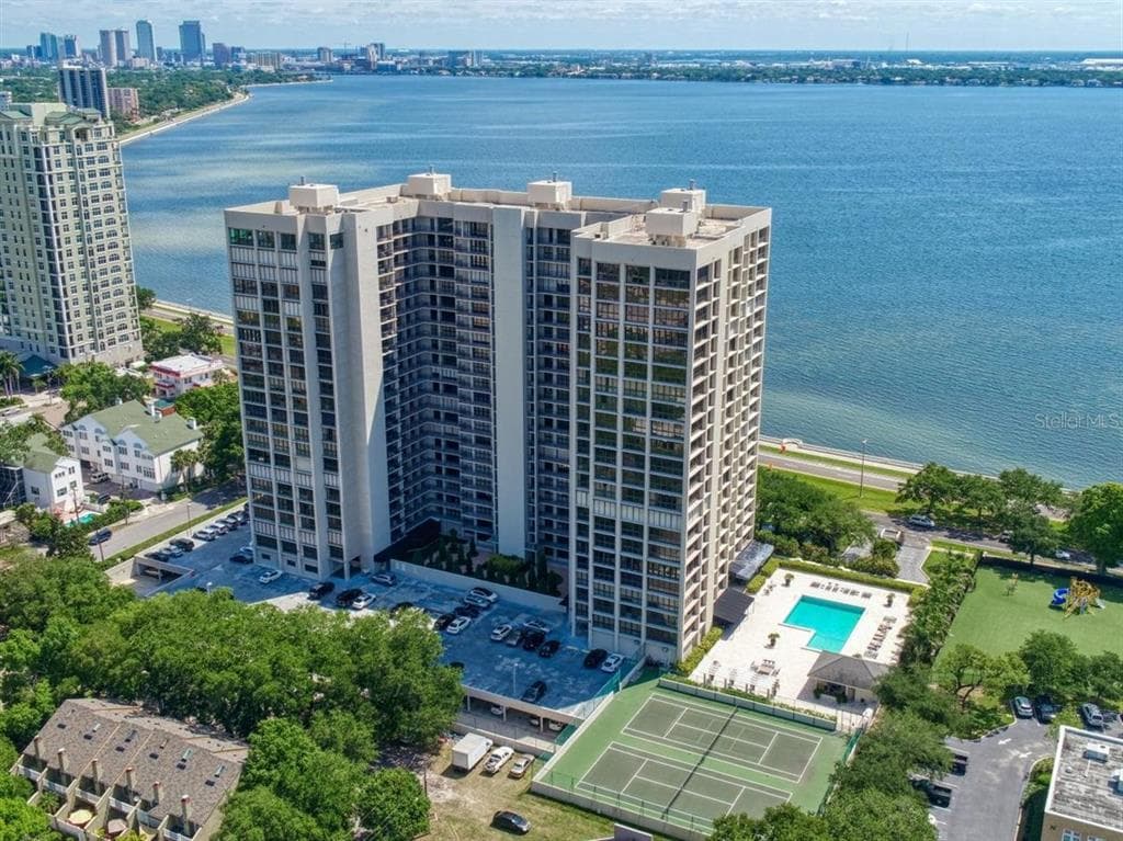 3301 BAYSHORE BOULEVARD UNIT 802E TAMPA, FL 33629