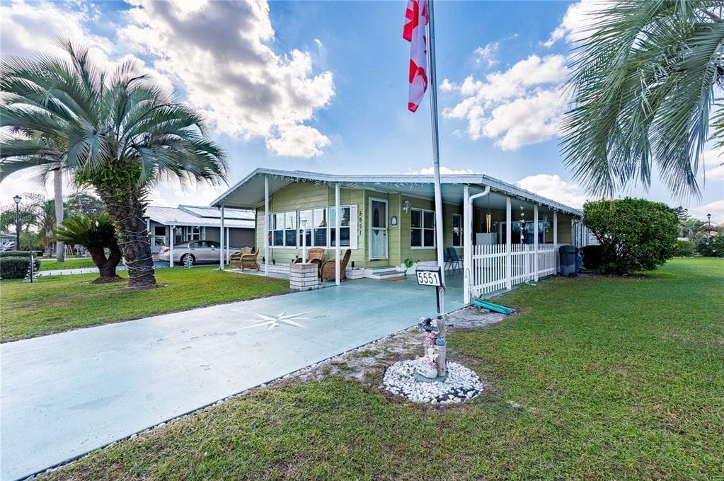 5551 REGAL WAY ZEPHYRHILLS, FL 33541