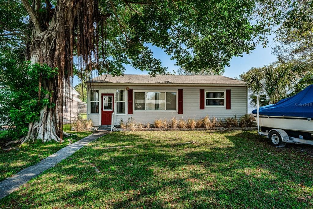 1514 55TH STREET S GULFPORT, FL 33707
