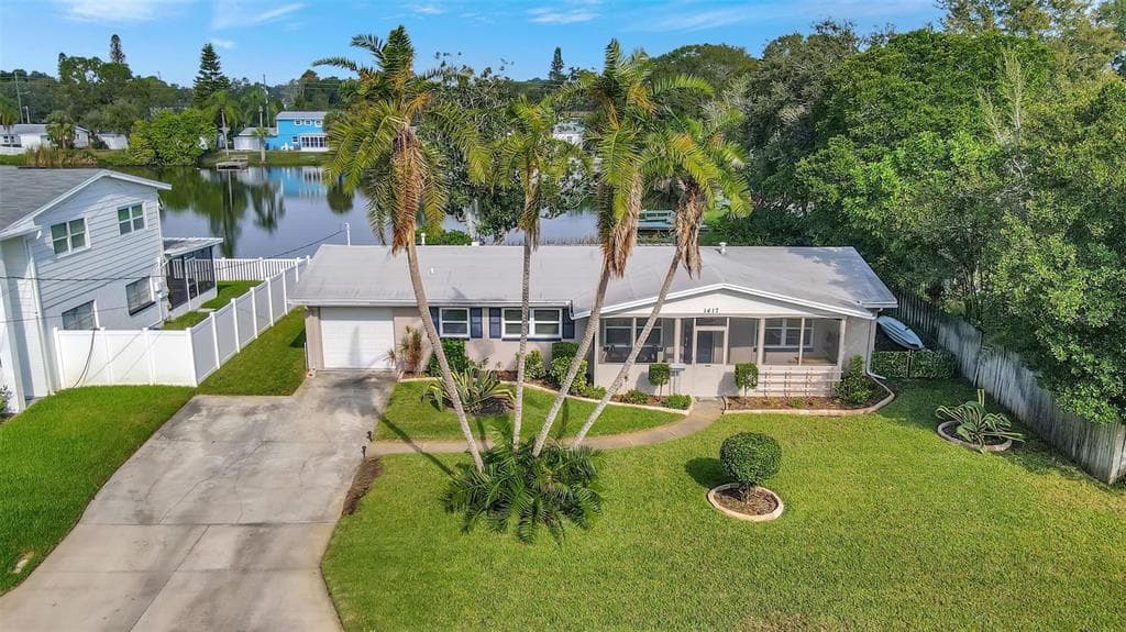 1417 81ST AVENUE N ST PETERSBURG, FL 33702