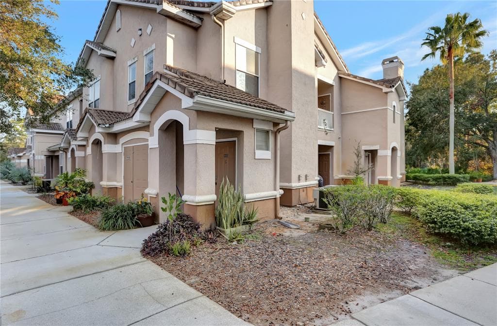 10407 VILLA VIEW CIRCLE UNIT 10407 TAMPA, FL 33647