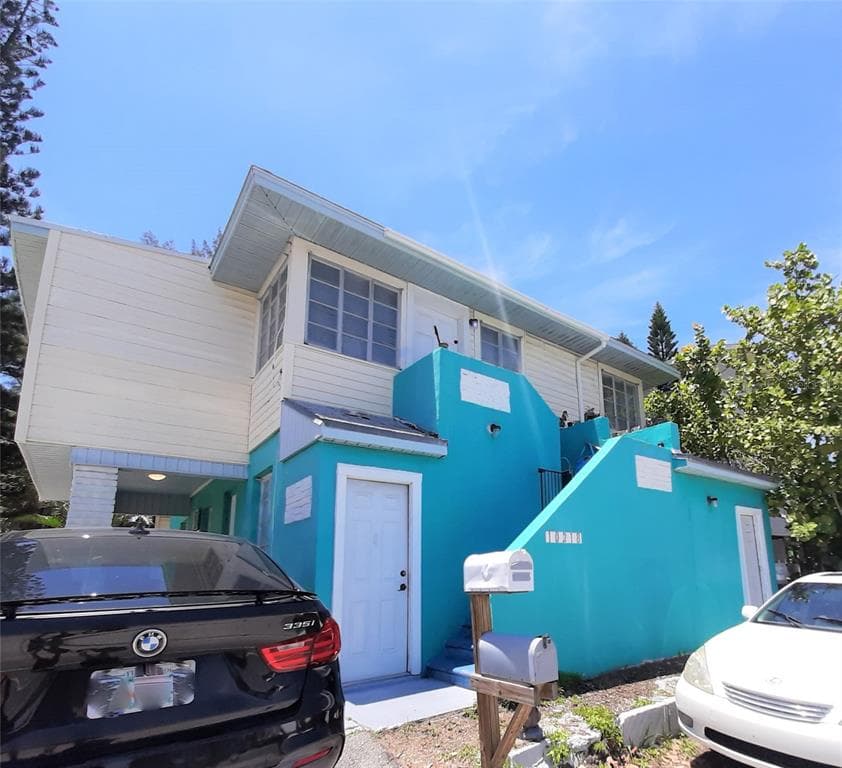 10218 GULF BOULEVARD UNIT 4 TREASURE ISLAND, FL 33706