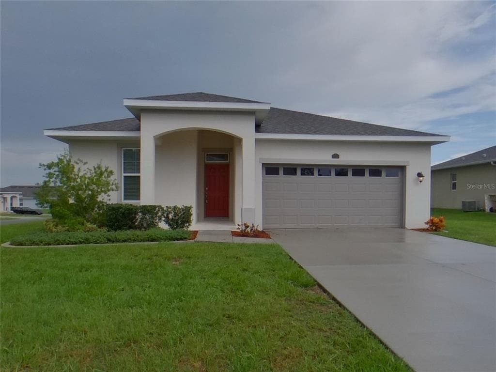 37124 SCENIC RIDGE DRIVE GRAND ISLAND, FL 32735