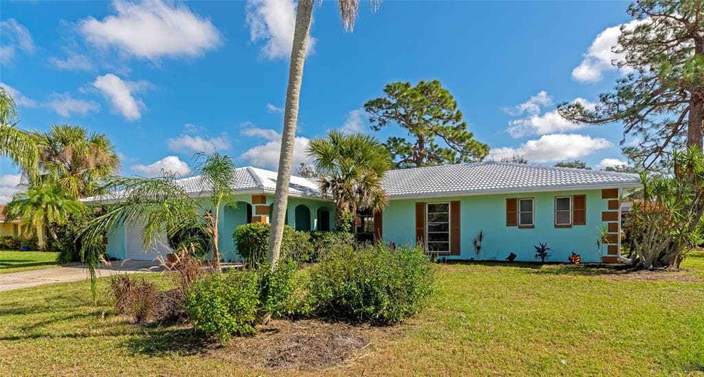 2544 CARLISLE PLACE SARASOTA, FL 34231