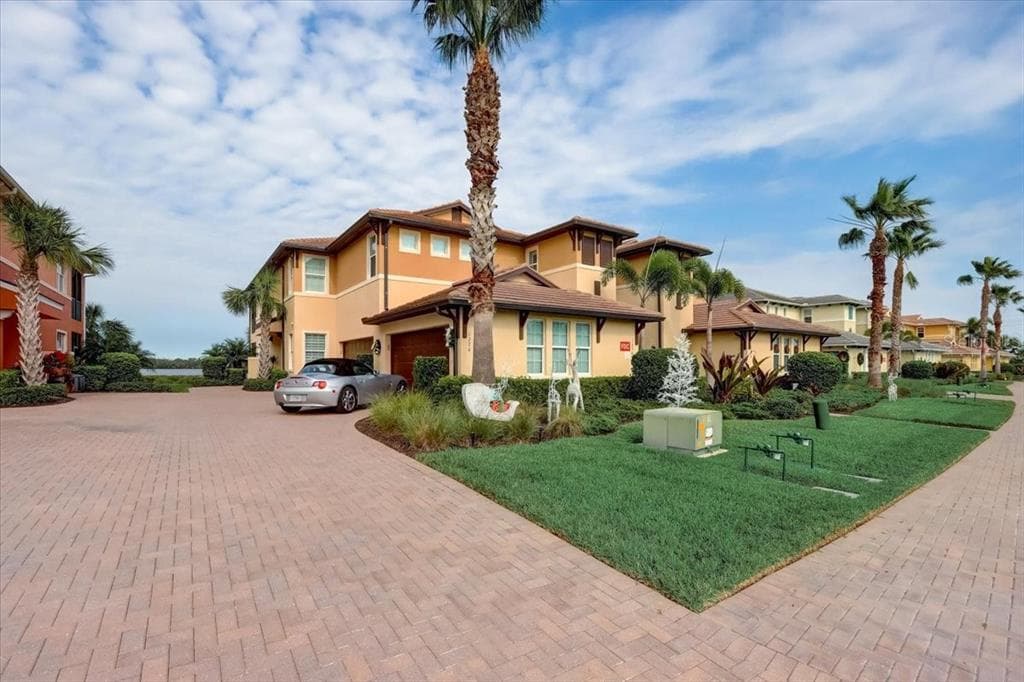 1274 RIVERSCAPE STREET BRADENTON, FL 34208