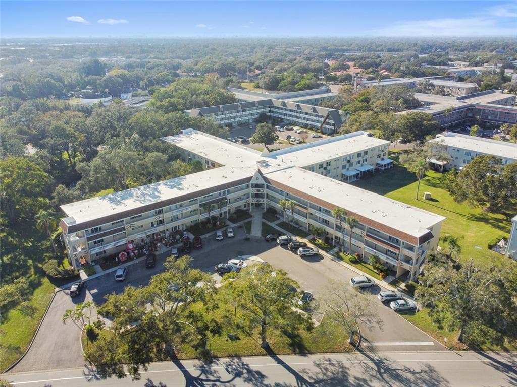 2040 WORLD PARKWAY BOULEVARD UNIT 28 CLEARWATER, FL 33763
