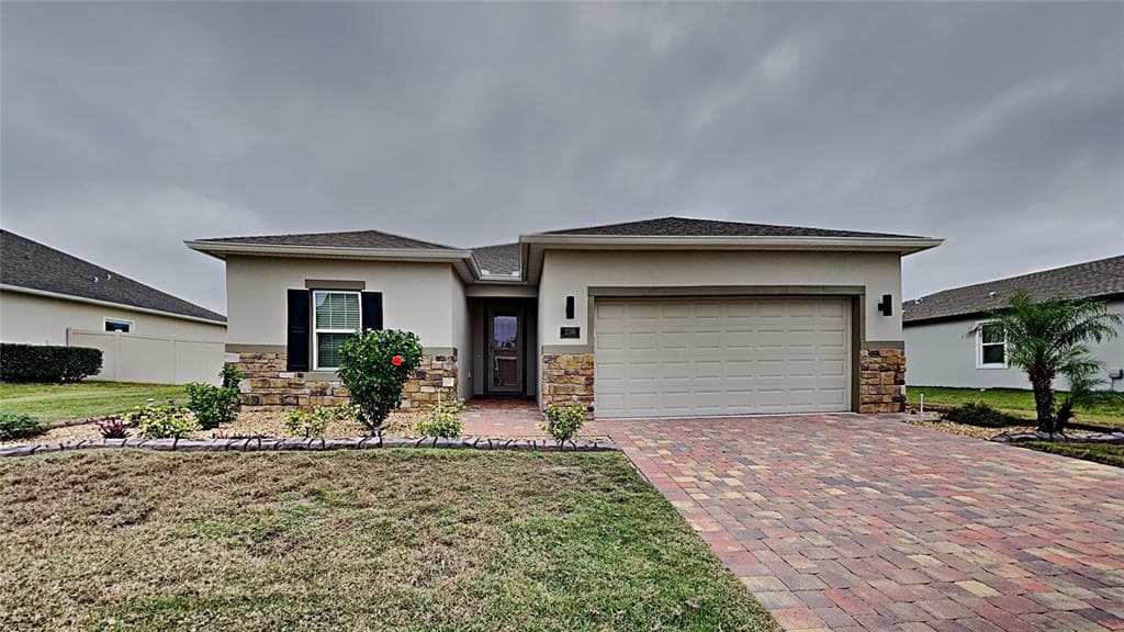 236 MESSINA PLACE HOWEY IN THE HILLS, FL 34737