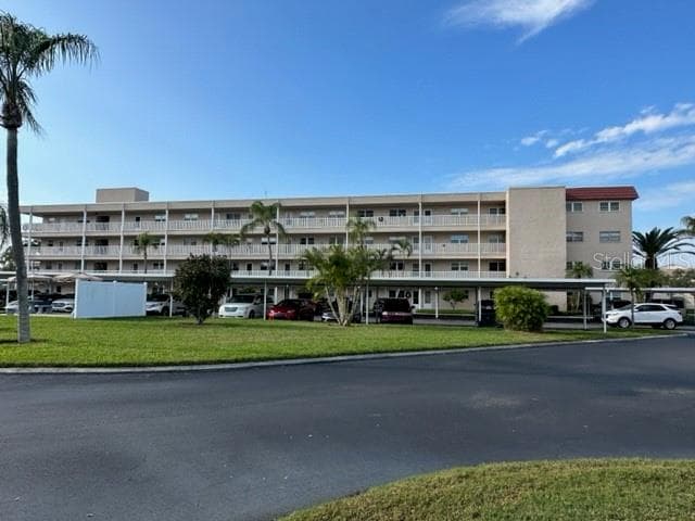 9950 62ND TERRACE N UNIT 418 ST PETERSBURG, FL 33708