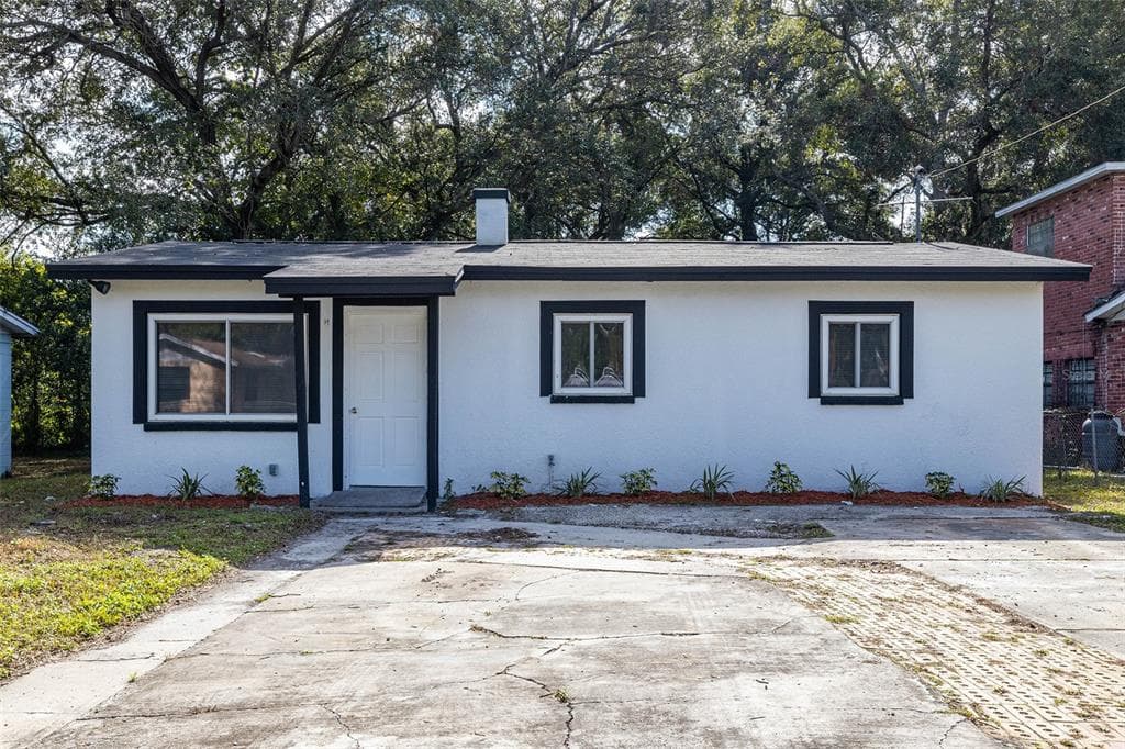 3611 E LOUISIANA AVENUE TAMPA, FL 33610