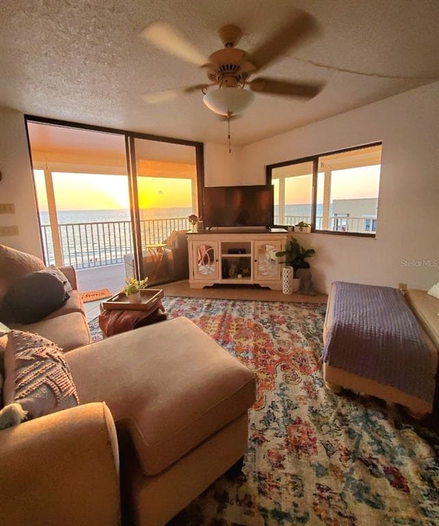 20002 GULF BOULEVARD UNIT 2706 INDIAN SHORES, FL 33785