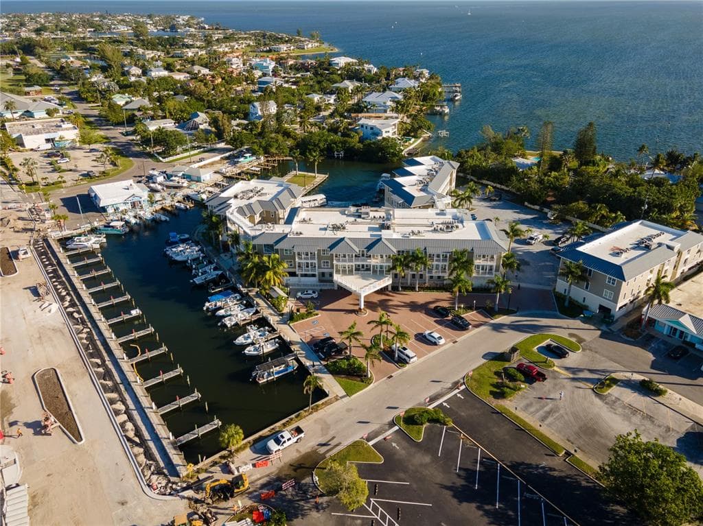 5325 MARINA DRIVE UNIT 421 HOLMES BEACH, FL 34217