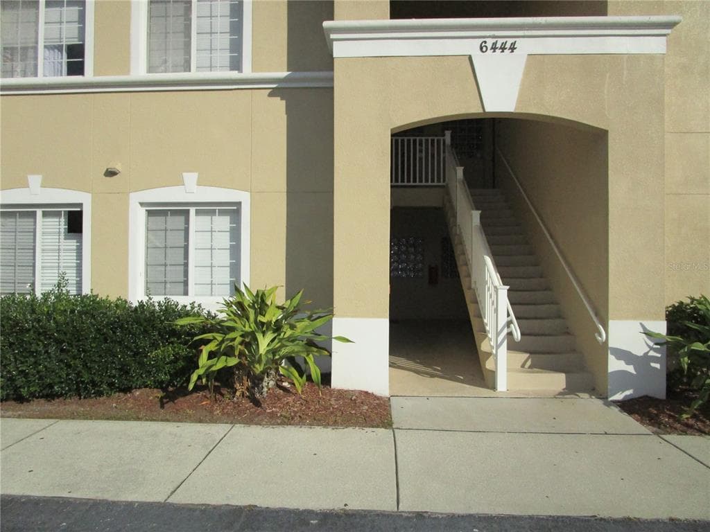 6444 CYPRESSDALE DRIVE UNIT 102 RIVERVIEW, FL 33578