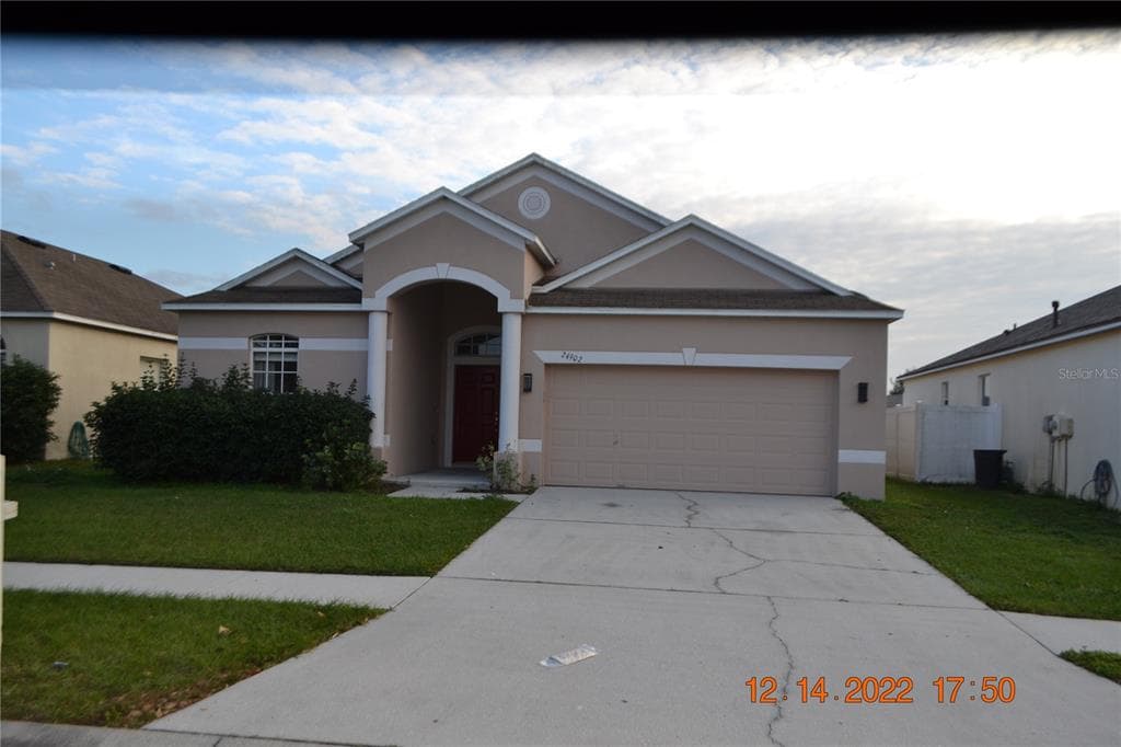 24902 VINTAGE COURT LUTZ, FL 33559