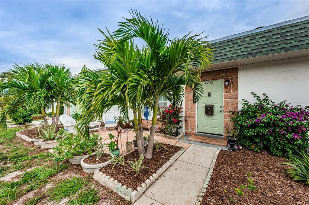 7755 39TH AVENUE N ST PETERSBURG, FL 33709