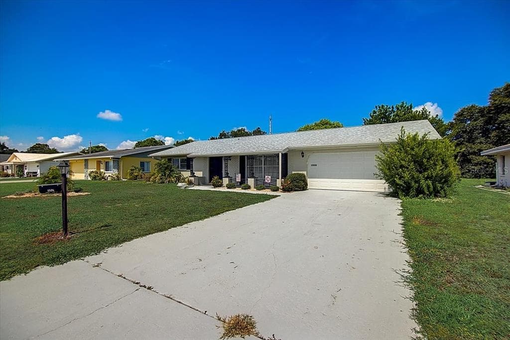 1526 W DEL WEBB BOULEVARD SUN CITY CENTER, FL 33573