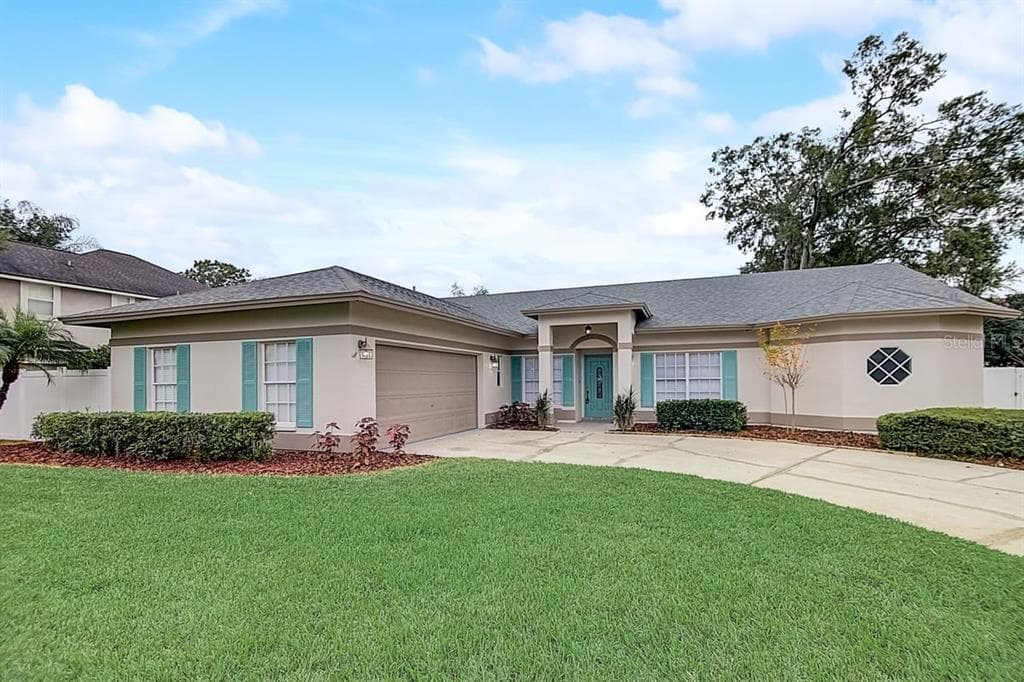 16520 CAYMAN DRIVE TAMPA, FL 33624