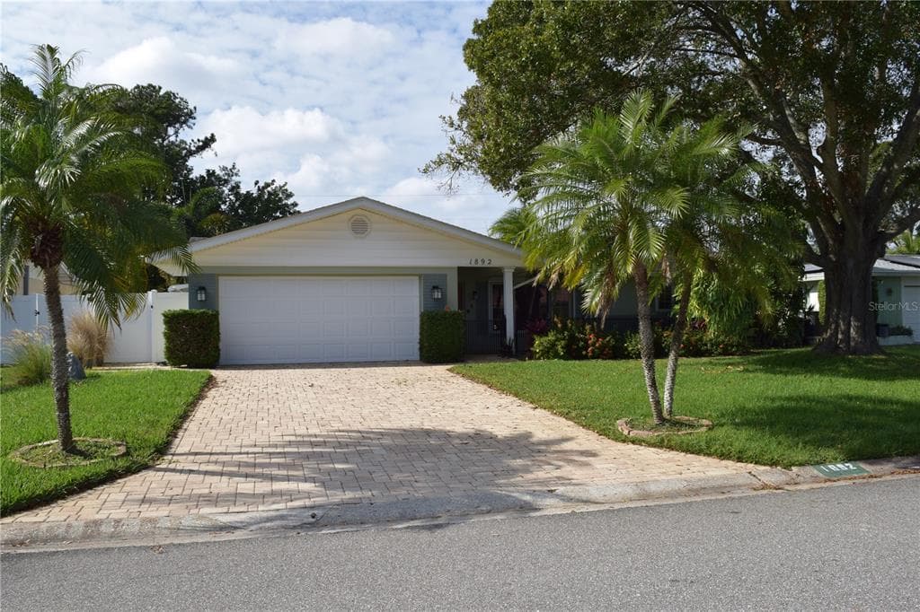 1892 60TH STREET N ST PETERSBURG, FL 33710