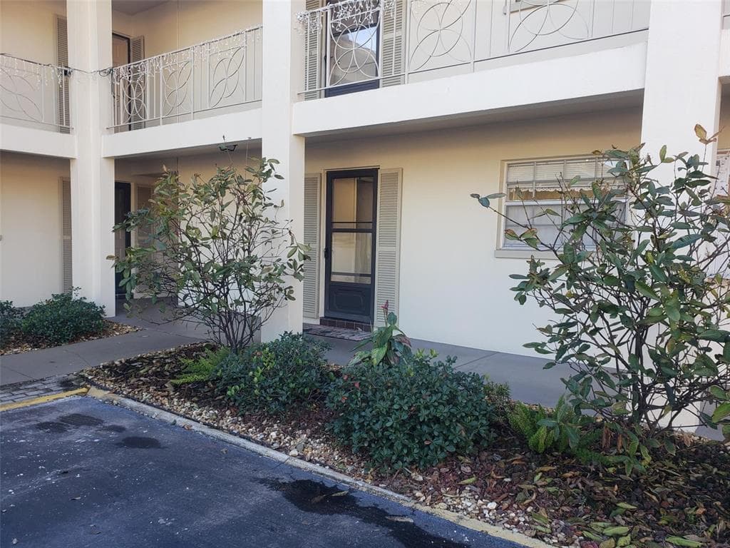 19029 US HIGHWAY 19 N UNIT 1-6 CLEARWATER, FL 33764