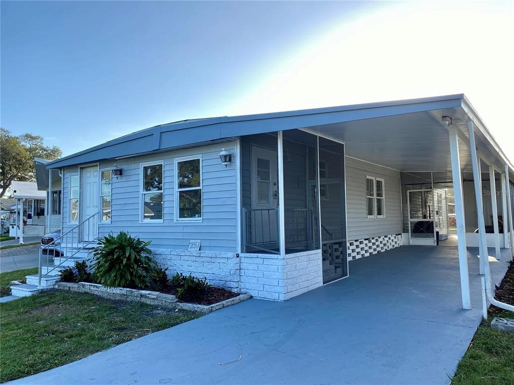 9790 66TH STREET N UNIT 251 PINELLAS PARK, FL 33782