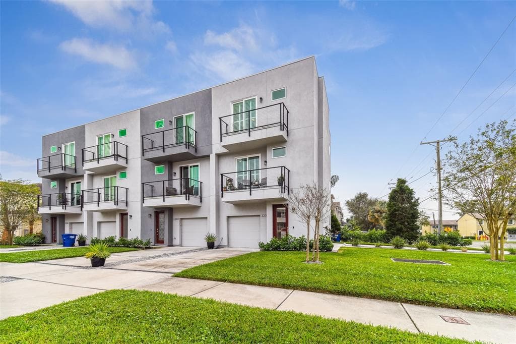 3232 W HORATIO STREET TAMPA, FL 33609