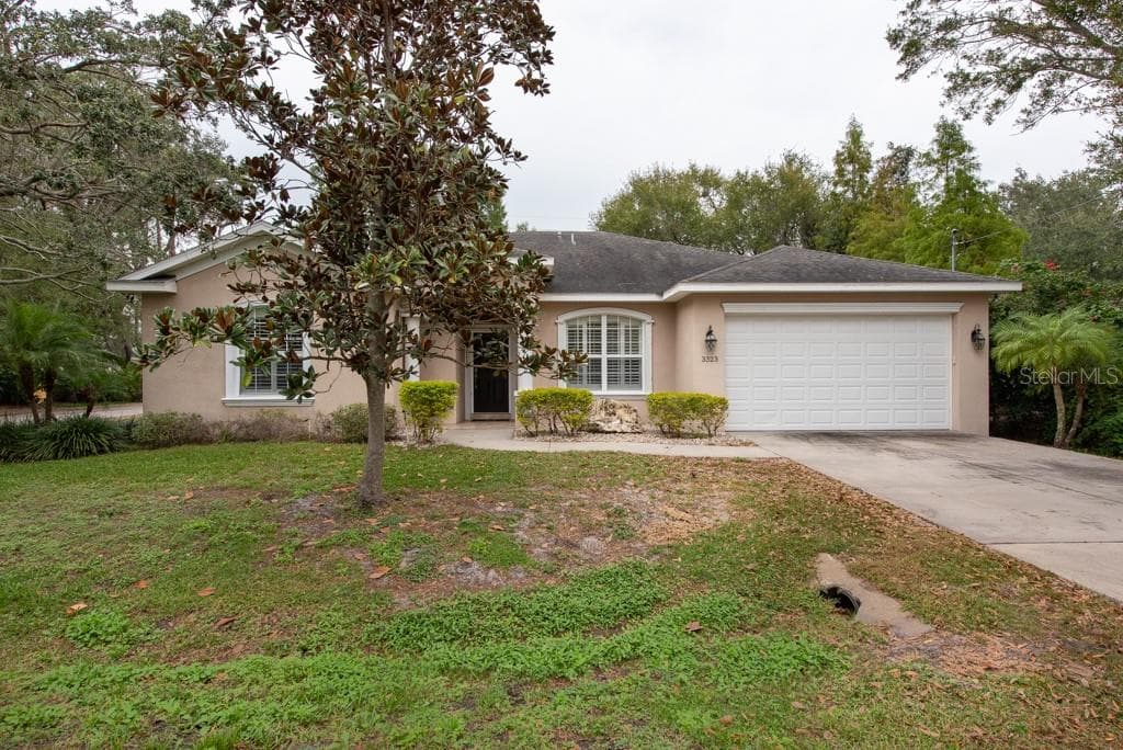 3323 W WISCONSIN AVENUE TAMPA, FL 33611