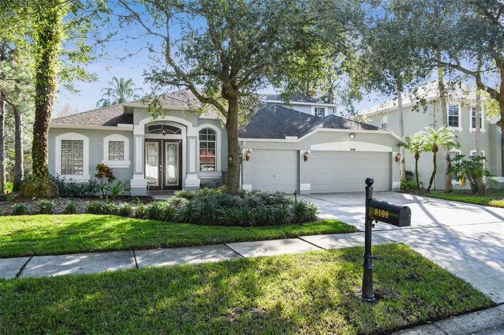 8108 BRINEGAR CIRCLE TAMPA, FL 33647