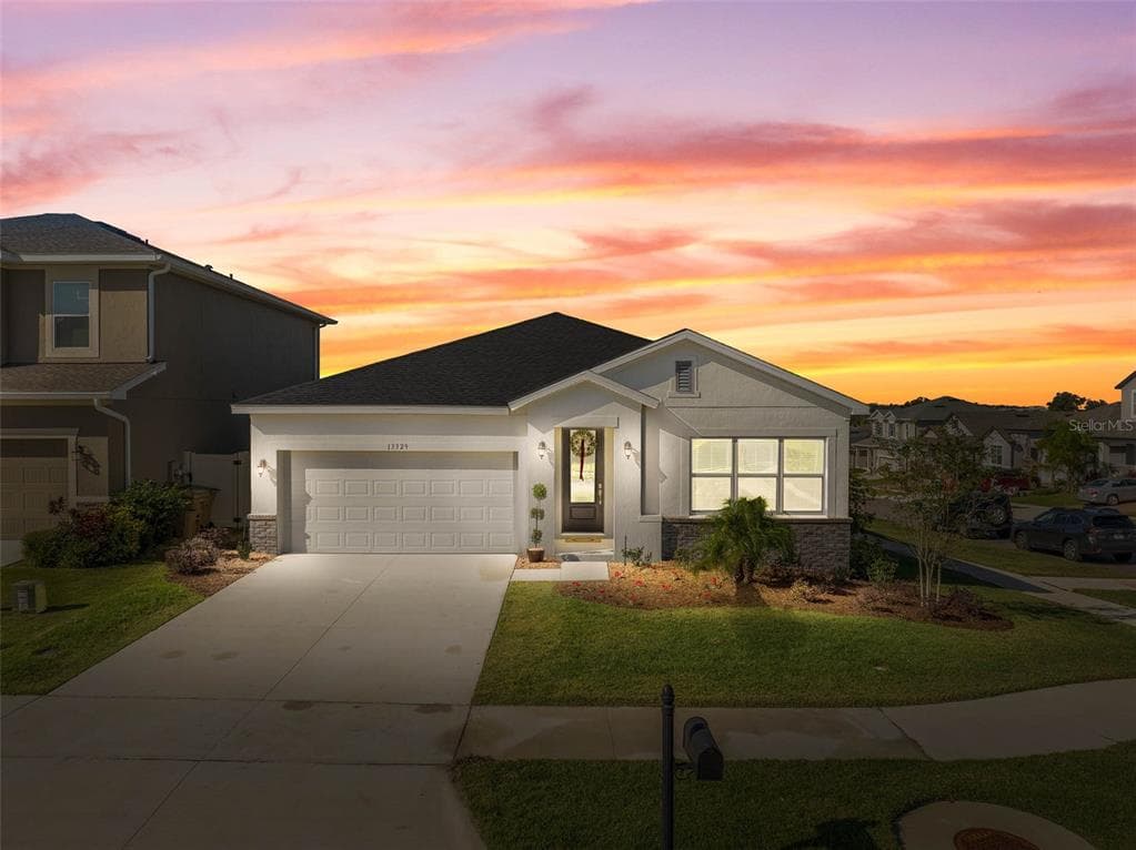 13329 MAGNOLIA VALLEY DRIVE CLERMONT, FL 34711