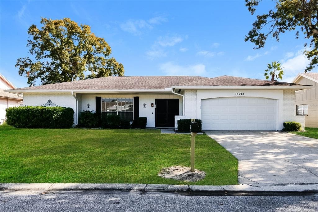 13018 SERPENTINE DRIVE HUDSON, FL 34667