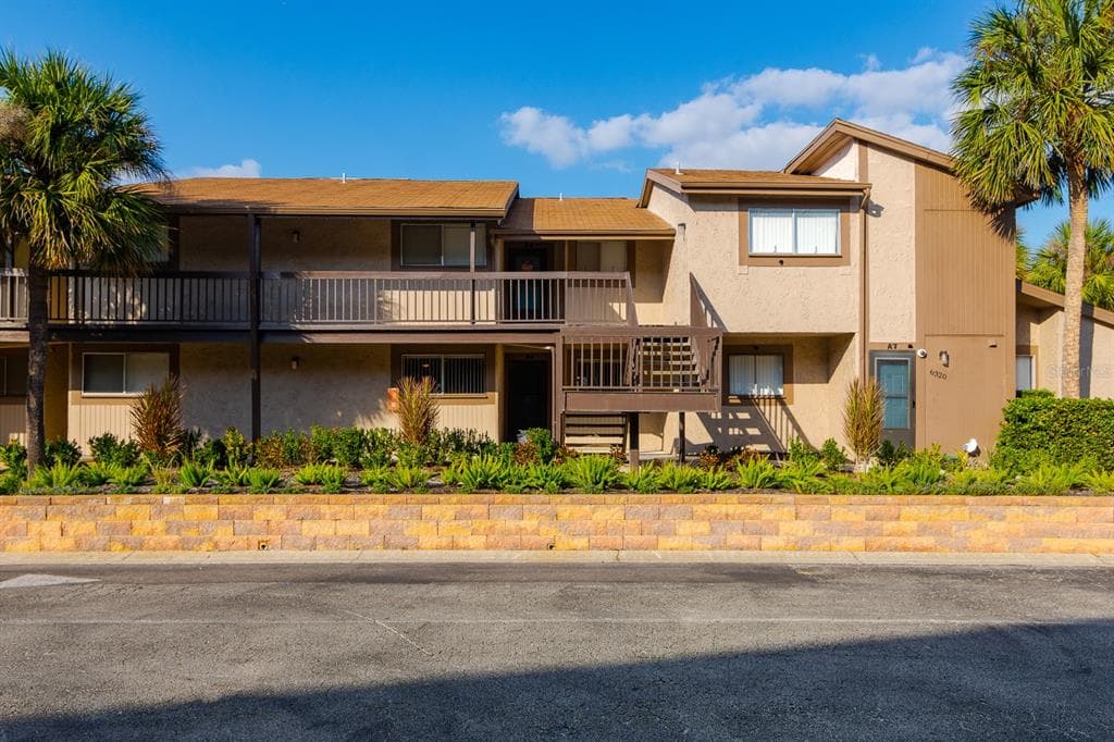 6320 NEWTOWN CIRCLE UNIT 20A6 TAMPA, FL 33615