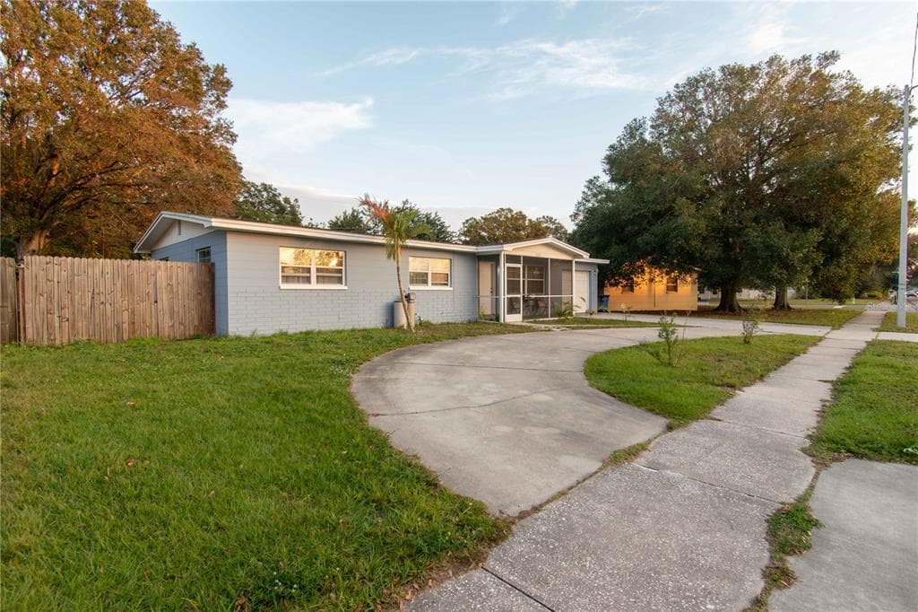 2635 58TH STREET N ST PETERSBURG, FL 33710
