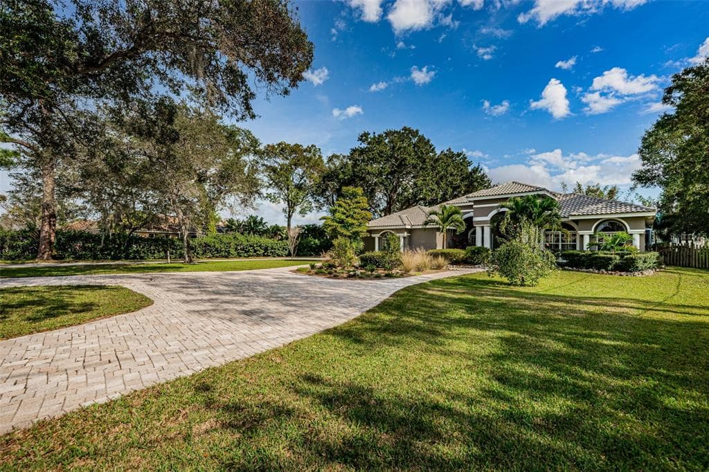 6791 BURNING TREE DRIVE SEMINOLE, FL 33777