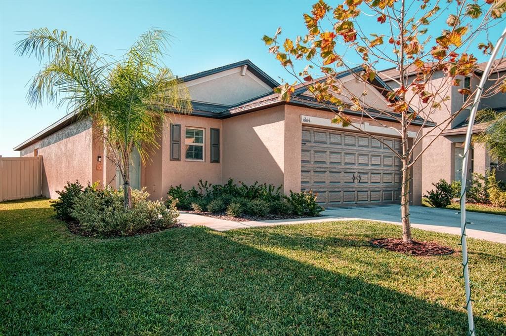 6164 SPRING CRAYFISH AVENUE NEW PORT RICHEY, FL 34653