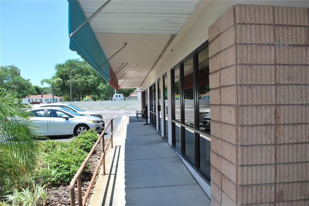 3185 4TH STREET N ST PETERSBURG, FL 33704