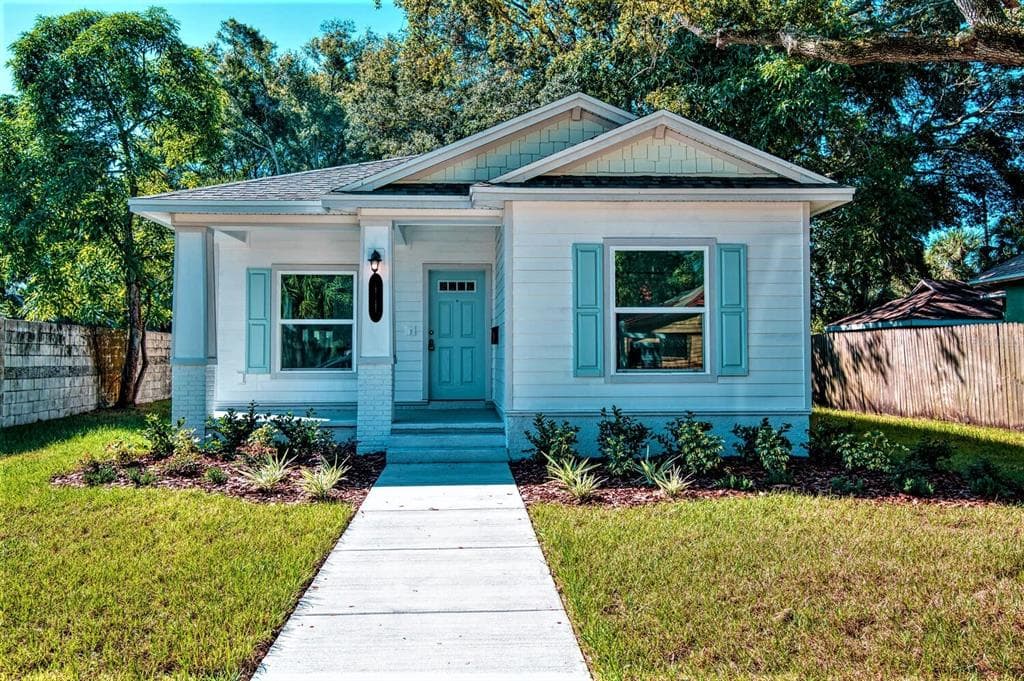 1621 19TH AVENUE S ST PETERSBURG, FL 33712