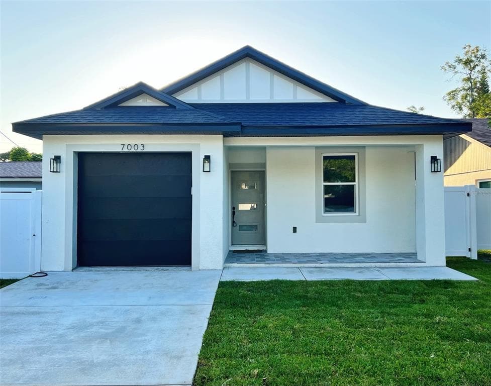 7003 N CLEARVIEW AVENUE TAMPA, FL 33614
