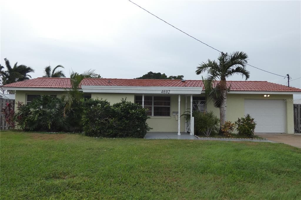 4692 DOVER STREET NE ST PETERSBURG, FL 33703