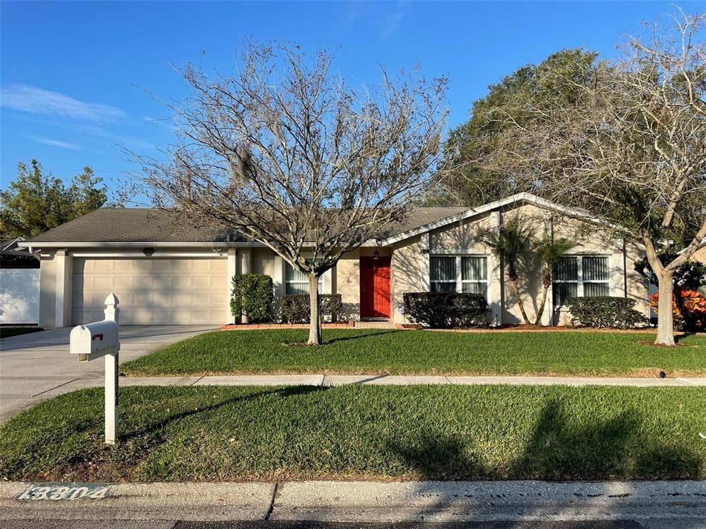 13304 MORAN DRIVE TAMPA, FL 33618