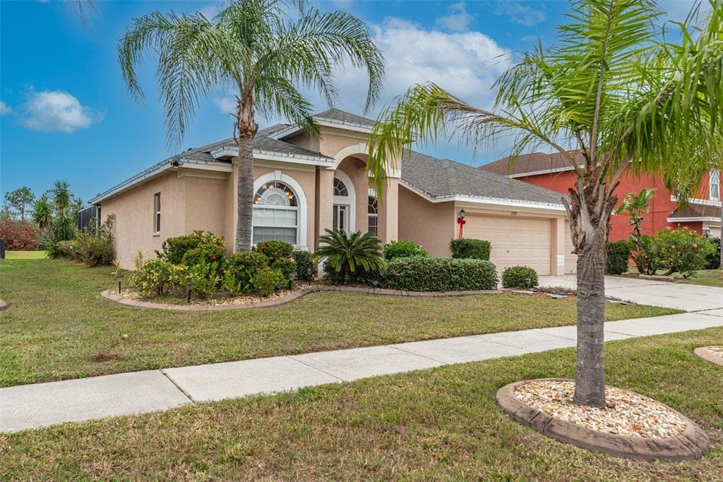 12923 CARLINGTON LANE RIVERVIEW, FL 33579