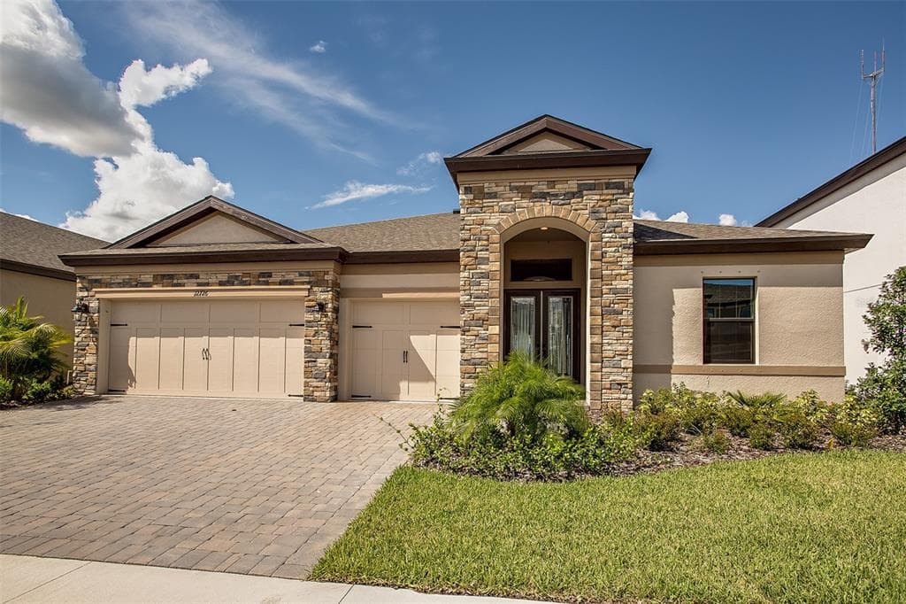 12726 BERGSTROM BAY DRIVE RIVERVIEW, FL 33579