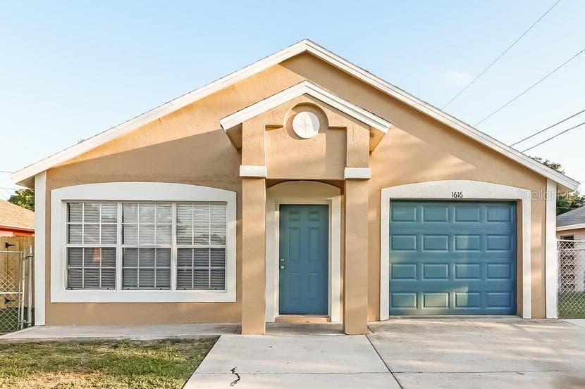 1616 27TH AVENUE E BRADENTON, FL 34208