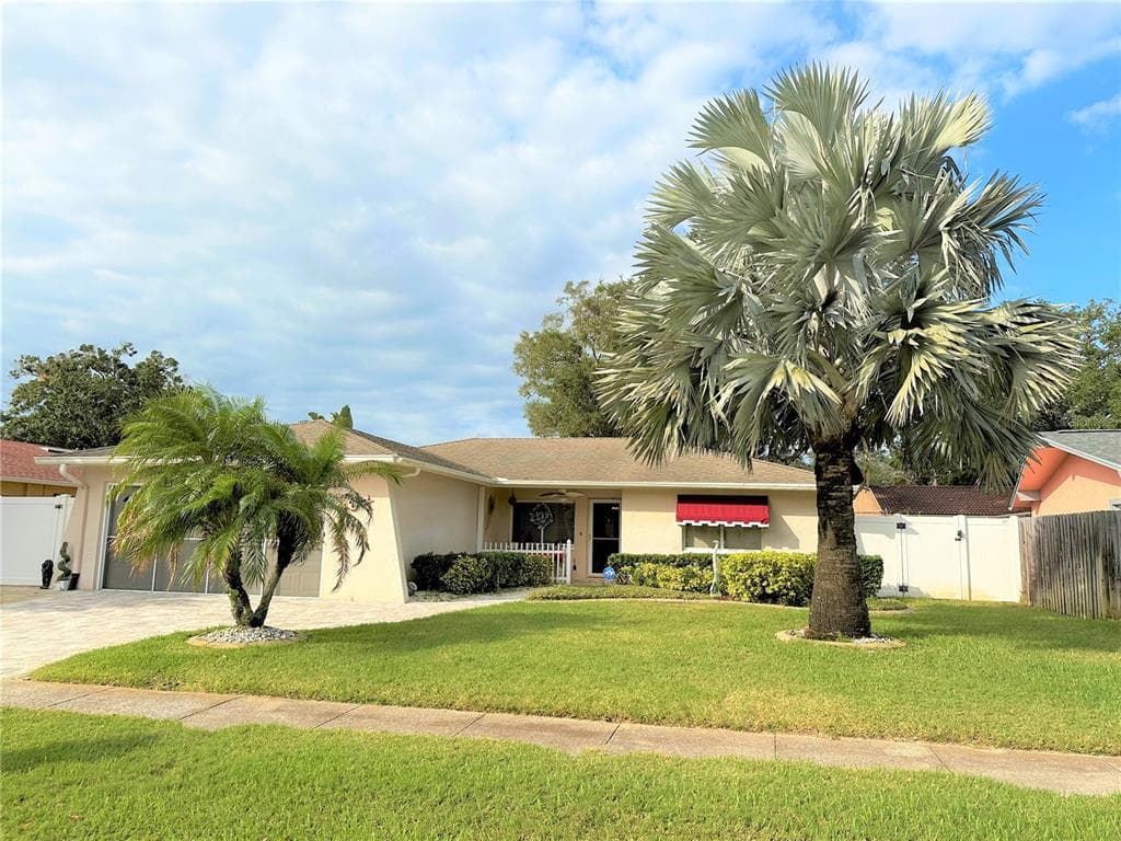 9024 118TH WAY SEMINOLE, FL 33772