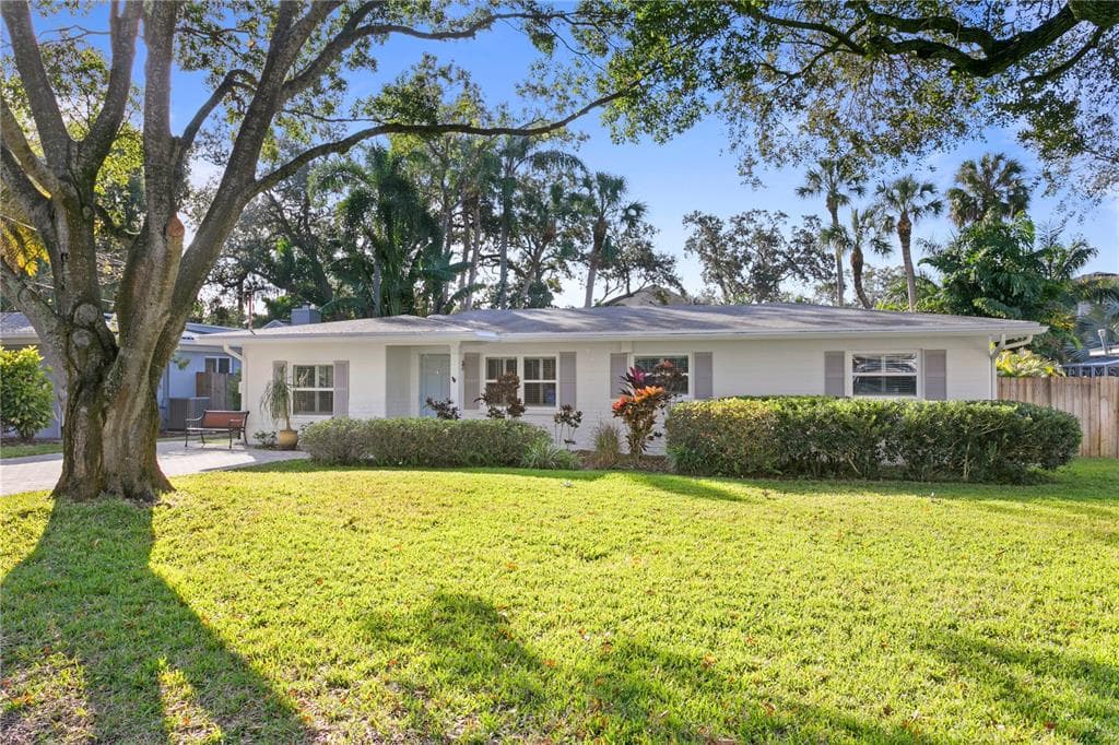 4414 W SAN CARLOS STREET TAMPA, FL 33629
