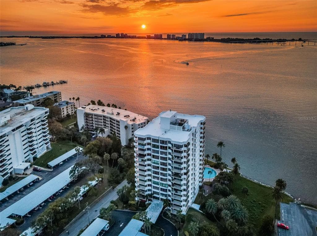 80 ROGERS STREET UNIT 4B CLEARWATER, FL 33756