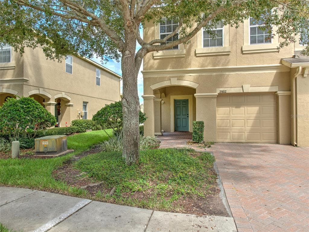 2902 GIRVAN DRIVE LAND O LAKES, FL 34638